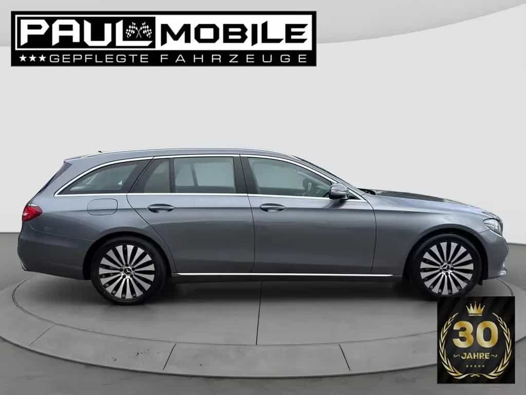 Mercedes-Benz E 200 d T Avantgarde Navi LED R-Cam AHKschw. Eu6 03/2017-photo-6