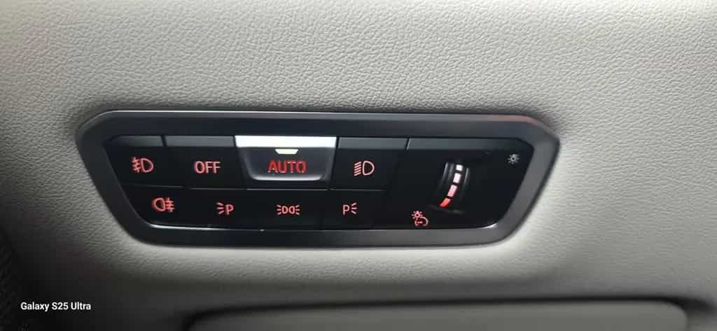 BMW X5 xDrive 30 d M Sport  PANO. TÜV&INSPEKTION NEU 12/2019-photo-27