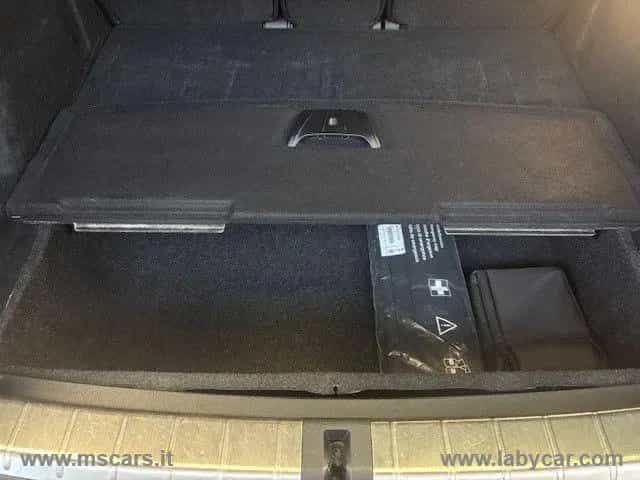 BMW X1 xDrive18d xLine Plus 05/2022-photo-12