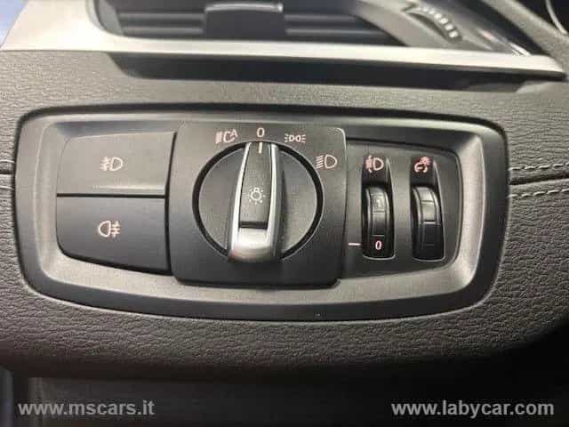 BMW X1 xDrive18d xLine Plus 05/2022-photo-13