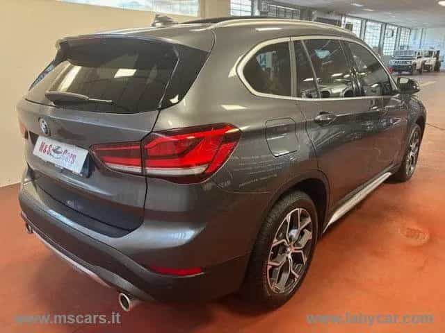 BMW X1 xDrive18d xLine Plus 05/2022-photo-2