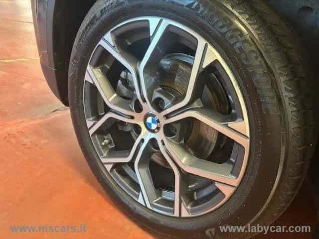 BMW X1 xDrive18d xLine Plus 05/2022-photo-5