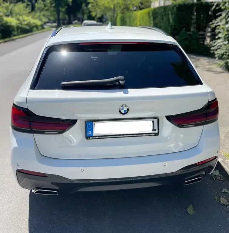 BMW 530 d Touring - M, Pano, AHK, HuD, 8fach bereift 08/2020-photo-3
