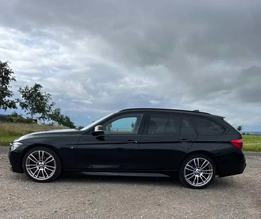 BMW 320 d Touring M Sport HUD, AHK, NAVI, STOP&GO 12/2017-photo-1