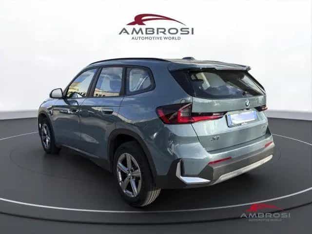 BMW X1 sDrive 18d auto 12/2022-photo-3