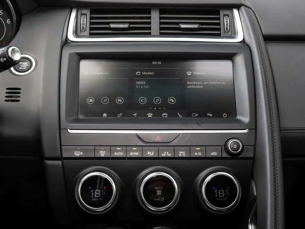 Jaguar E-Pace P250 Aut. Navi/RFK/LED 05/2018-photo-12