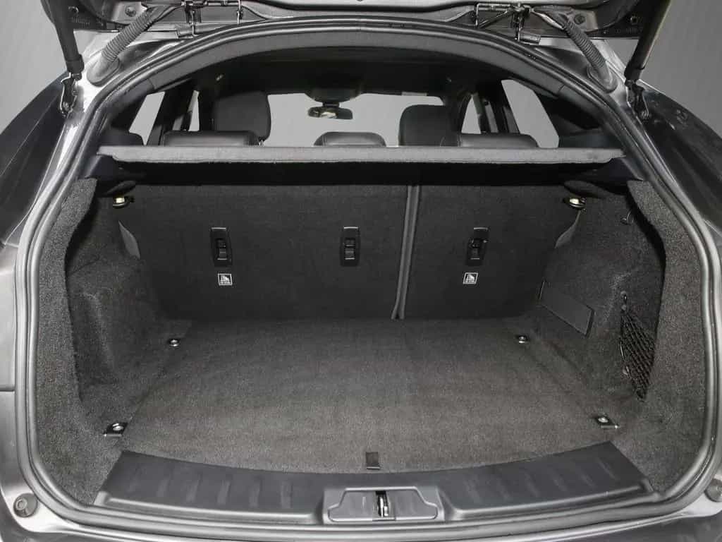 Jaguar E-Pace P250 Aut. Navi/RFK/LED 05/2018-photo-5