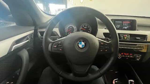 BMW X1 xDrive20d Business Advantage 07/2021-photo-11