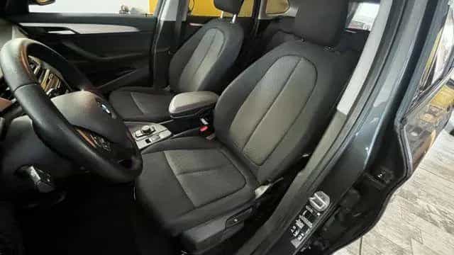 BMW X1 xDrive20d Business Advantage 07/2021-photo-7