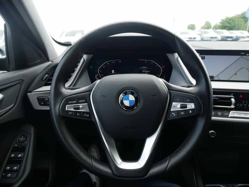 BMW 116 i Advantage Advantage 16°LMR NAV LED SHZ LC.P 06/2024-photo-14