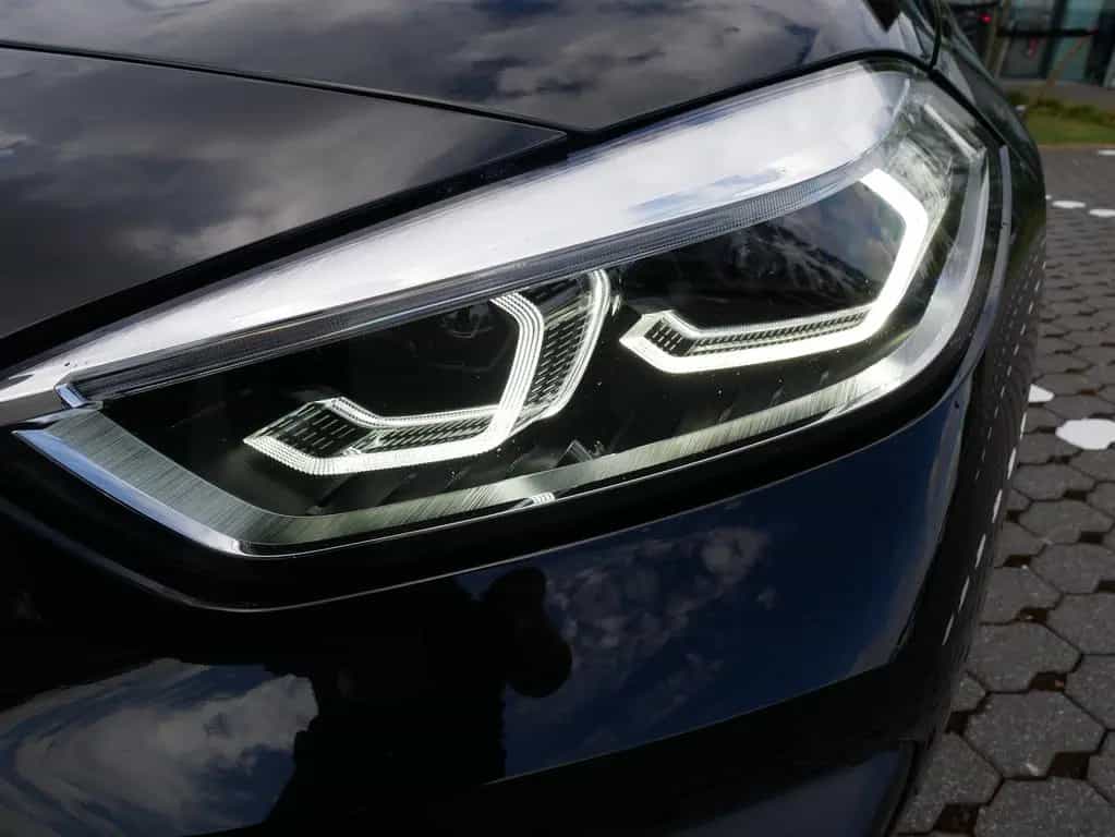 BMW 116 i Advantage Advantage 16°LMR NAV LED SHZ LC.P 06/2024-photo-18