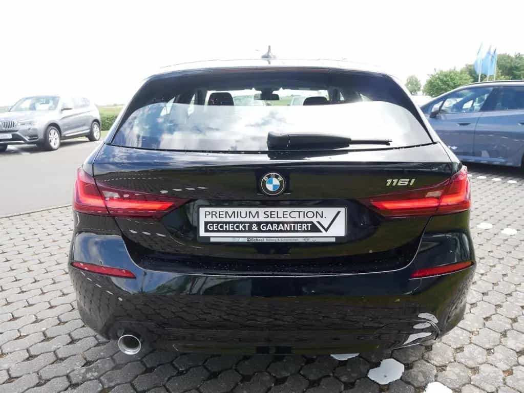 BMW 116 i Advantage Advantage 16°LMR NAV LED SHZ LC.P 06/2024-photo-3