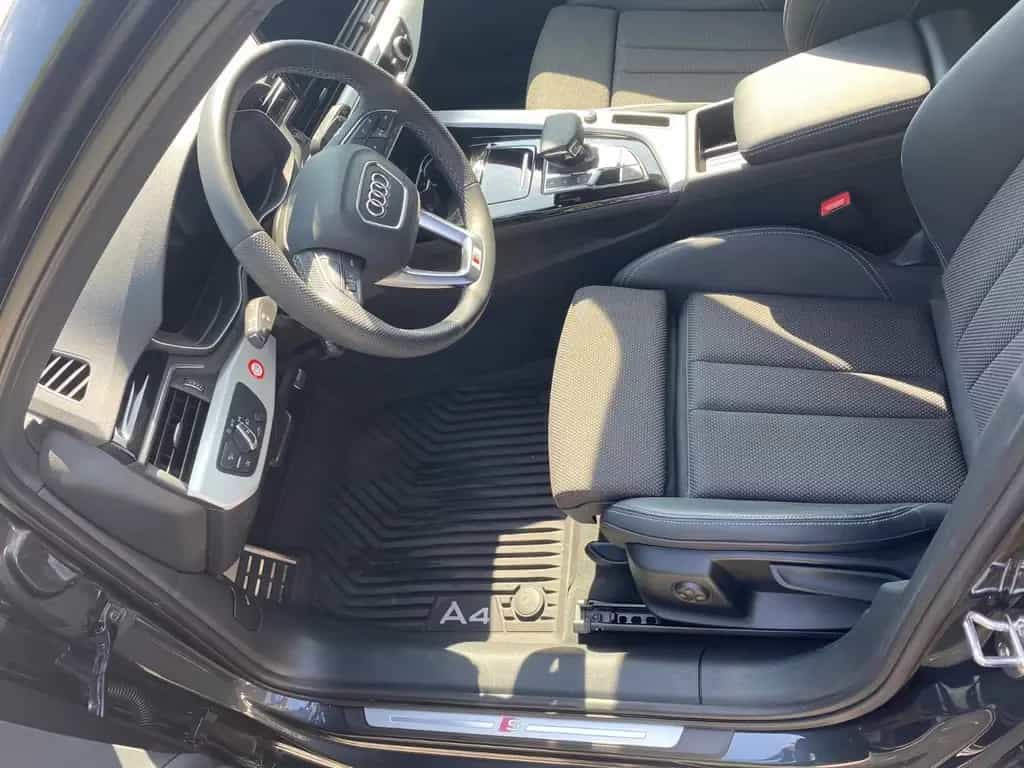 Audi A4 S tronic advanced Avant mit S-line 01/2024-photo-6