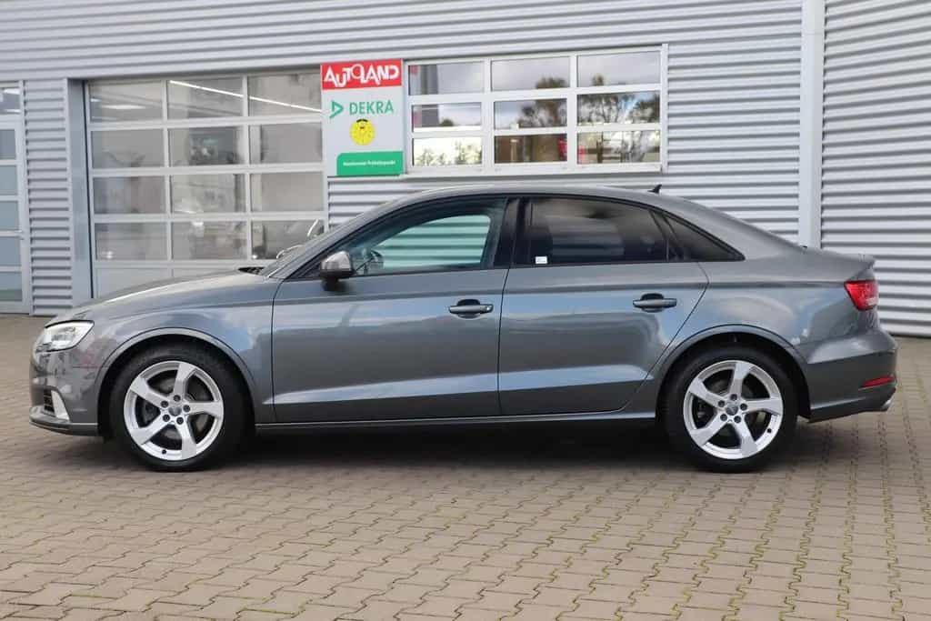 Audi A3 2.0 TFSI Limousine sport quattro Bi-Xenon AHK 08/2019-photo-2