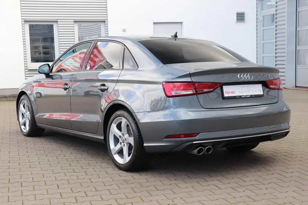 Audi A3 2.0 TFSI Limousine sport quattro Bi-Xenon AHK 08/2019-photo-3