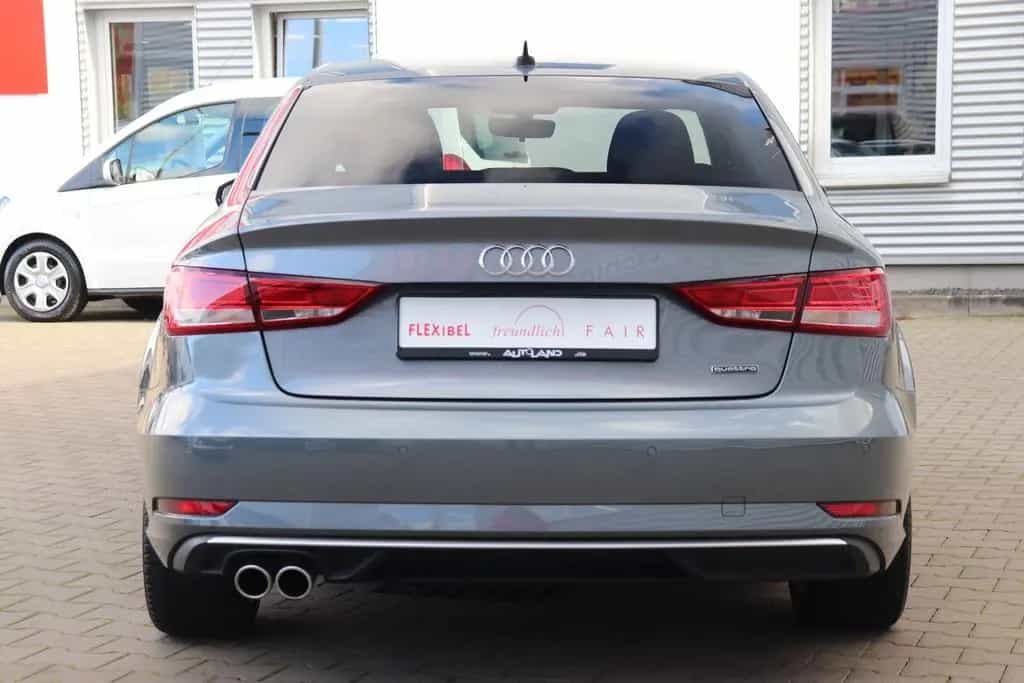 Audi A3 2.0 TFSI Limousine sport quattro Bi-Xenon AHK 08/2019-photo-4