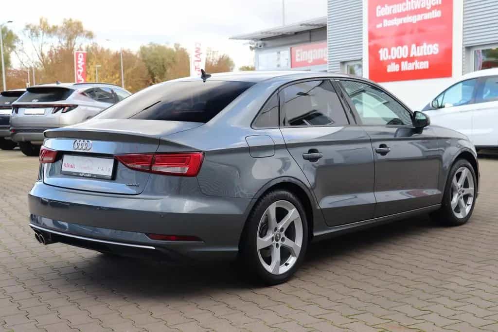 Audi A3 2.0 TFSI Limousine sport quattro Bi-Xenon AHK 08/2019-photo-5