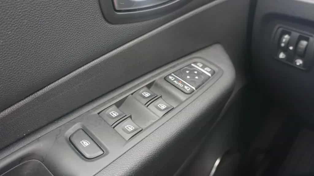 Renault Captur 1.3 TCe 130 AAC LED Navi SHZ PDC Keyless 07/2019-photo-20