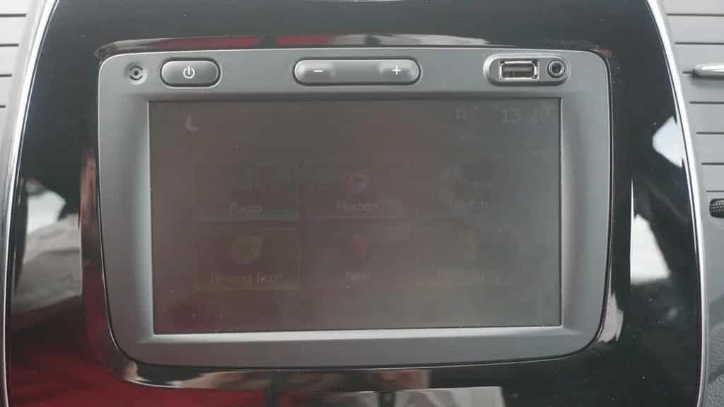 Renault Captur 1.3 TCe 130 AAC LED Navi SHZ PDC Keyless 07/2019-photo-25