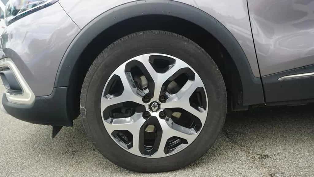 Renault Captur 1.3 TCe 130 AAC LED Navi SHZ PDC Keyless 07/2019-photo-32