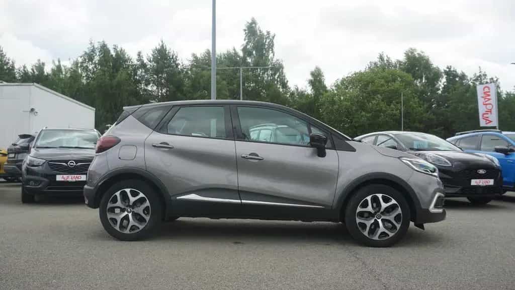 Renault Captur 1.3 TCe 130 AAC LED Navi SHZ PDC Keyless 07/2019-photo-5
