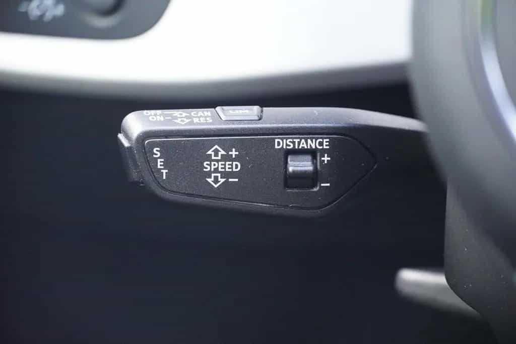 Audi A4 2.0 TFSI S-tronic S-Line LED ACC Navi Kamera 06/2017-photo-21