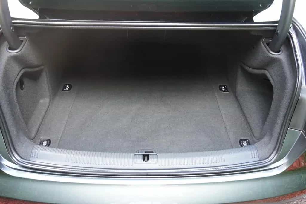 Audi A4 2.0 TFSI S-tronic S-Line LED ACC Navi Kamera 06/2017-photo-29