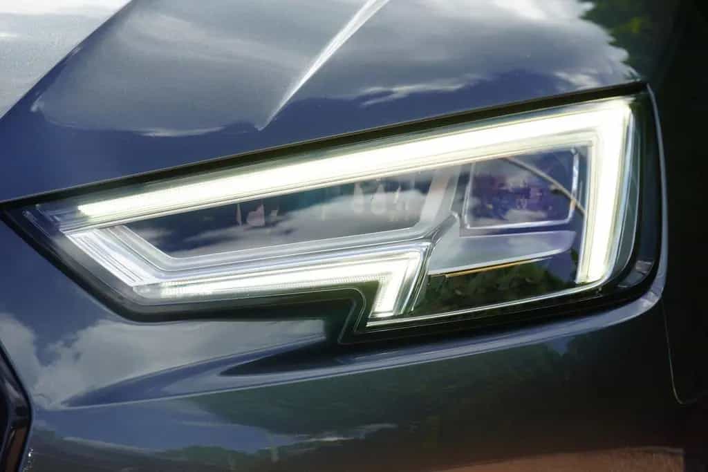 Audi A4 2.0 TFSI S-tronic S-Line LED ACC Navi Kamera 06/2017-photo-30