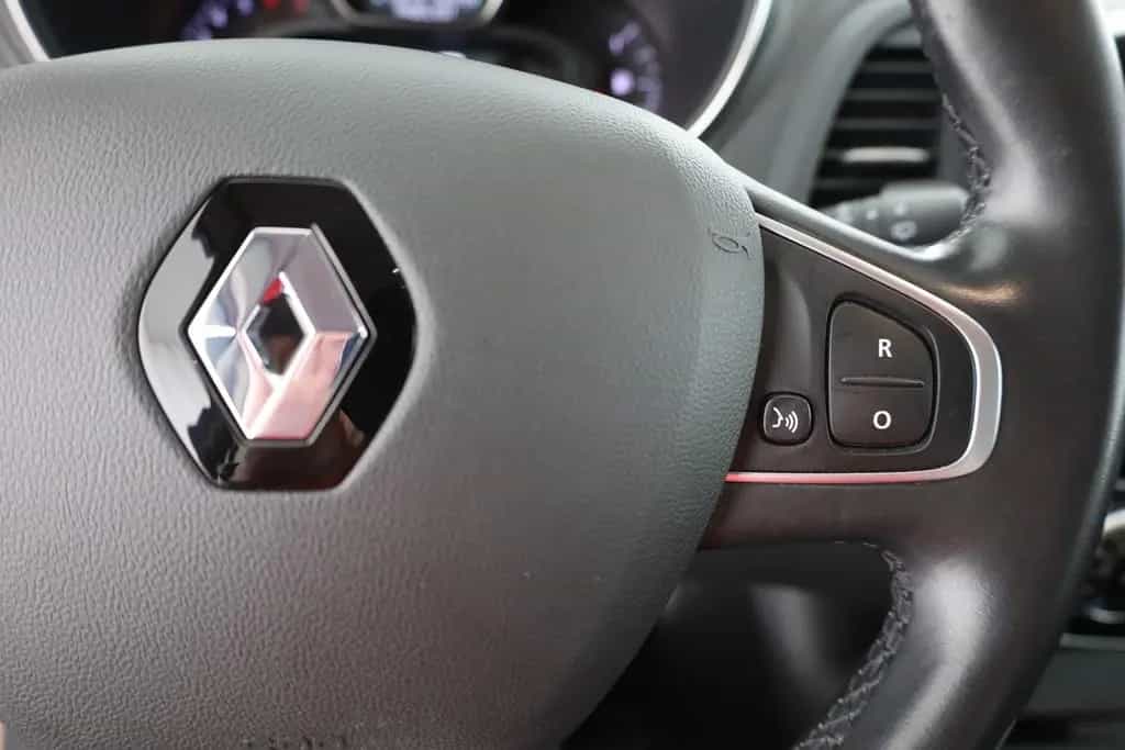 Renault Captur 1.3 TC Aut. LED Navi AHK Sitzheizung  DAB 06/2019-photo-16