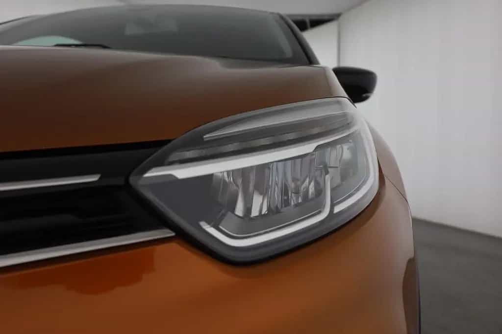 Renault Captur 1.3 TC Aut. LED Navi AHK Sitzheizung  DAB 06/2019-photo-29