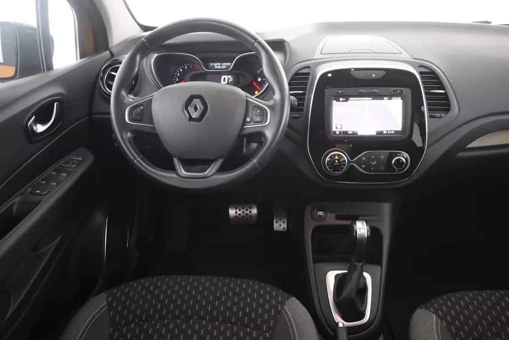 Renault Captur 1.3 TC Aut. LED Navi AHK Sitzheizung  DAB 06/2019-photo-9