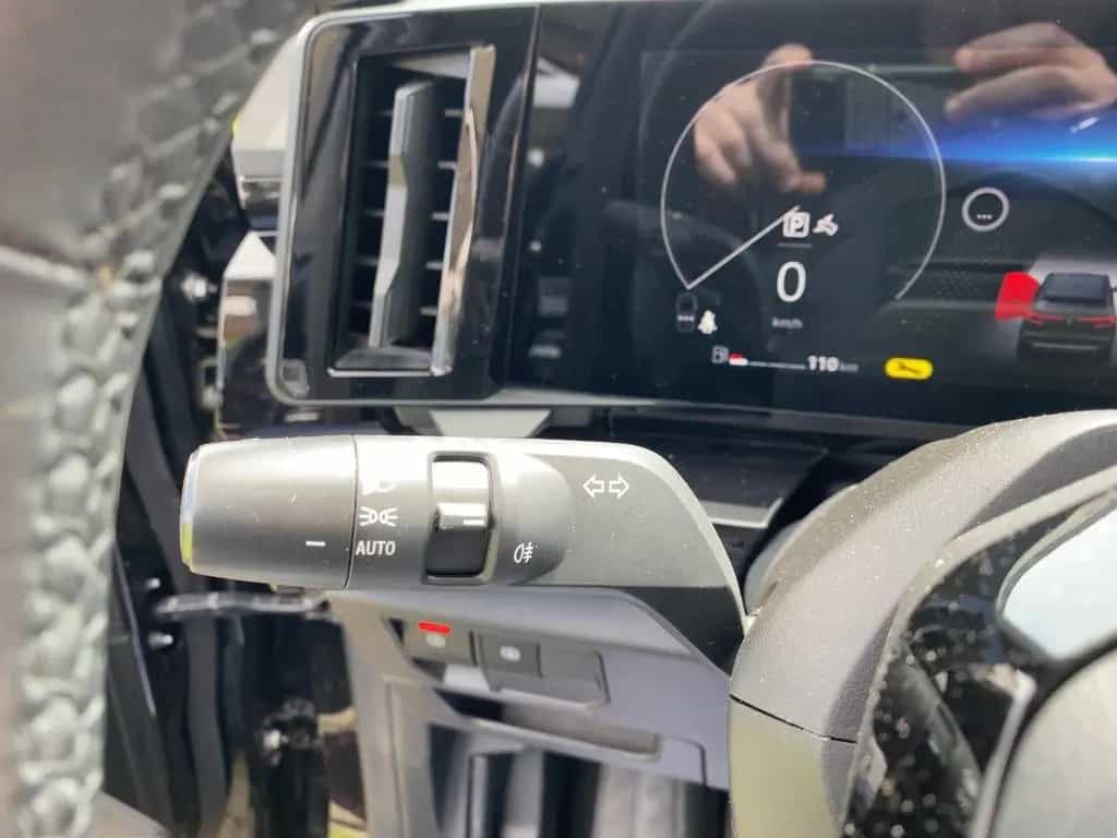 Renault Austral 1.3 TCe 140 Equilibre LED*SHZ*PDC*LED*LM 12/2022-photo-18