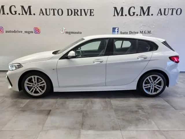 BMW 118 d 5p. Sport 12/2019-photo-1