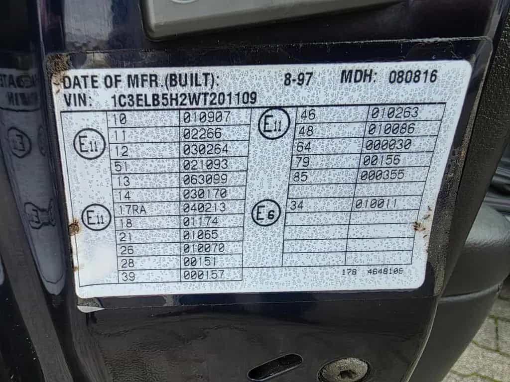 Chrysler Stratus 2.5 V6 , 163 PS Cabrio Automatik,TÜV NEU 12/1997-photo-1