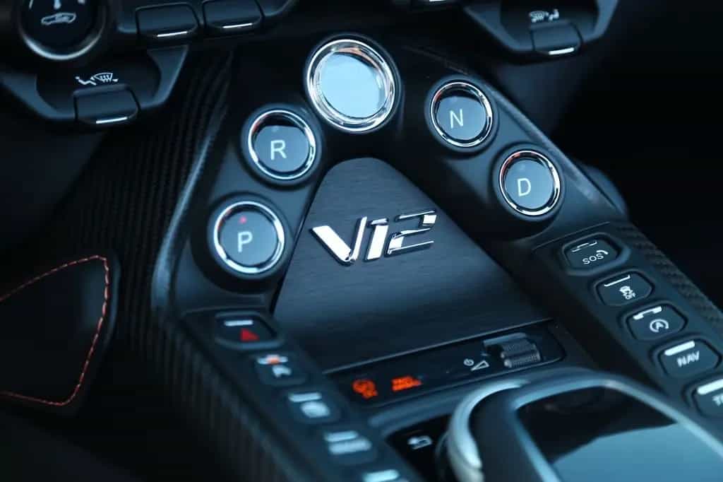 Aston Martin Other Vantage V12 Roadster Limited 249 es 07/2023-photo-14