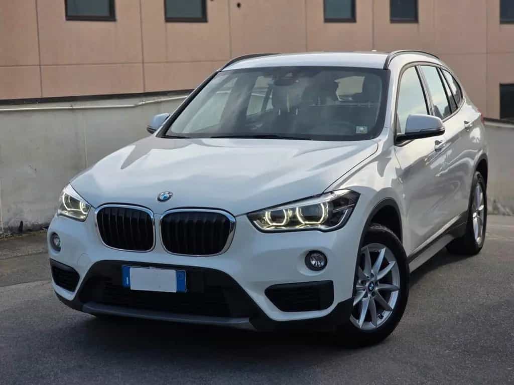 BMW X1 Bmw X1 sDrive18d Sport 06/2019-photo-1