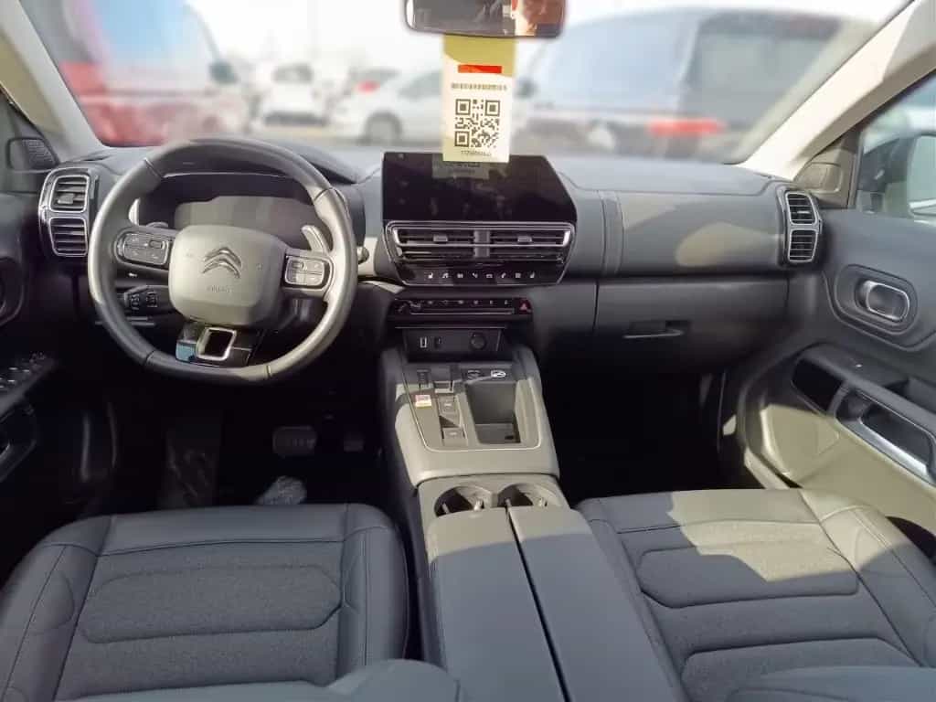 Citroën C5 Aircross Plus AT Shz Navi Kamera PDC v+h 03/2025-photo-4