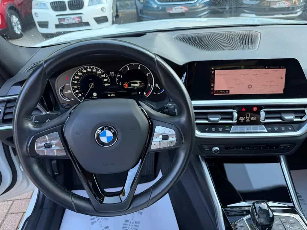 BMW 320 d xDrive Touring Sport Line LED HeadUp 2.Ha. 02/2020-photo-13