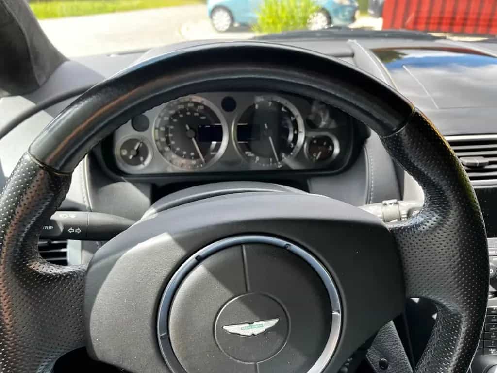 Aston Martin V8 Vantage 12/2006-photo-12