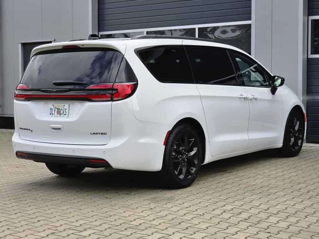 Chrysler Pacifica 3.6L Limited S Pano ACC LED 7-Sitzer 12/2024-photo-13