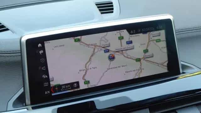 BMW X1 sDrive18d xLine Plus 05/2022-photo-10