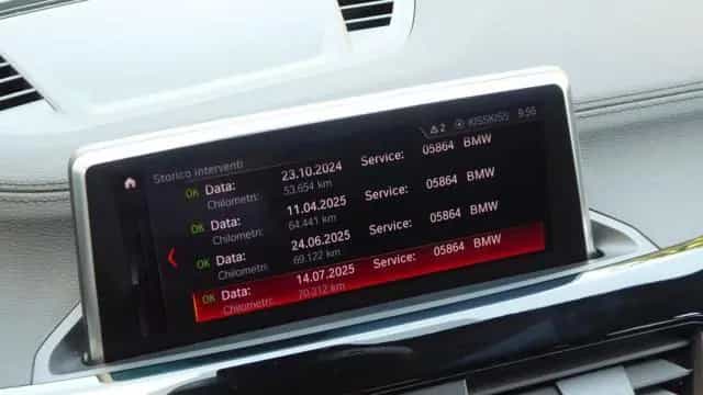 BMW X1 sDrive18d xLine Plus 05/2022-photo-14