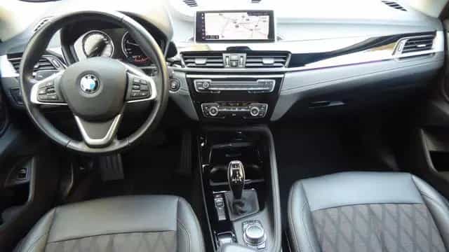 BMW X1 sDrive18d xLine Plus 05/2022-photo-8