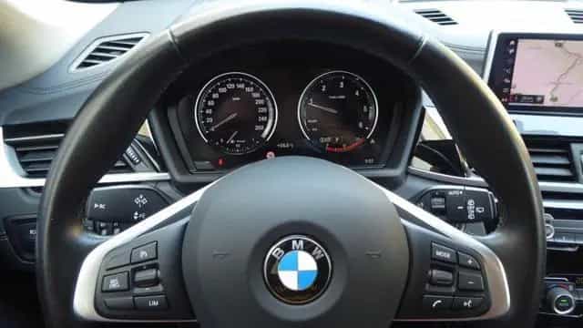 BMW X1 sDrive18d xLine Plus 05/2022-photo-9