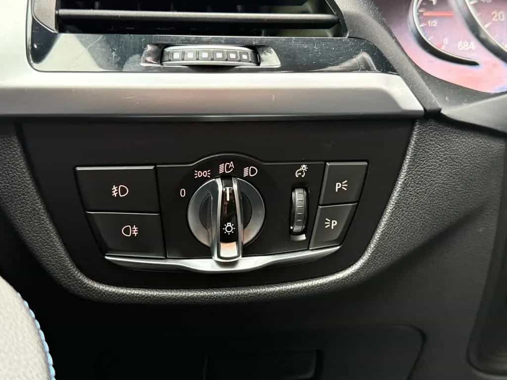 BMW X3 sDrive18d M SPORT PANO CRUISE AMBIENT 06/2018-photo-21