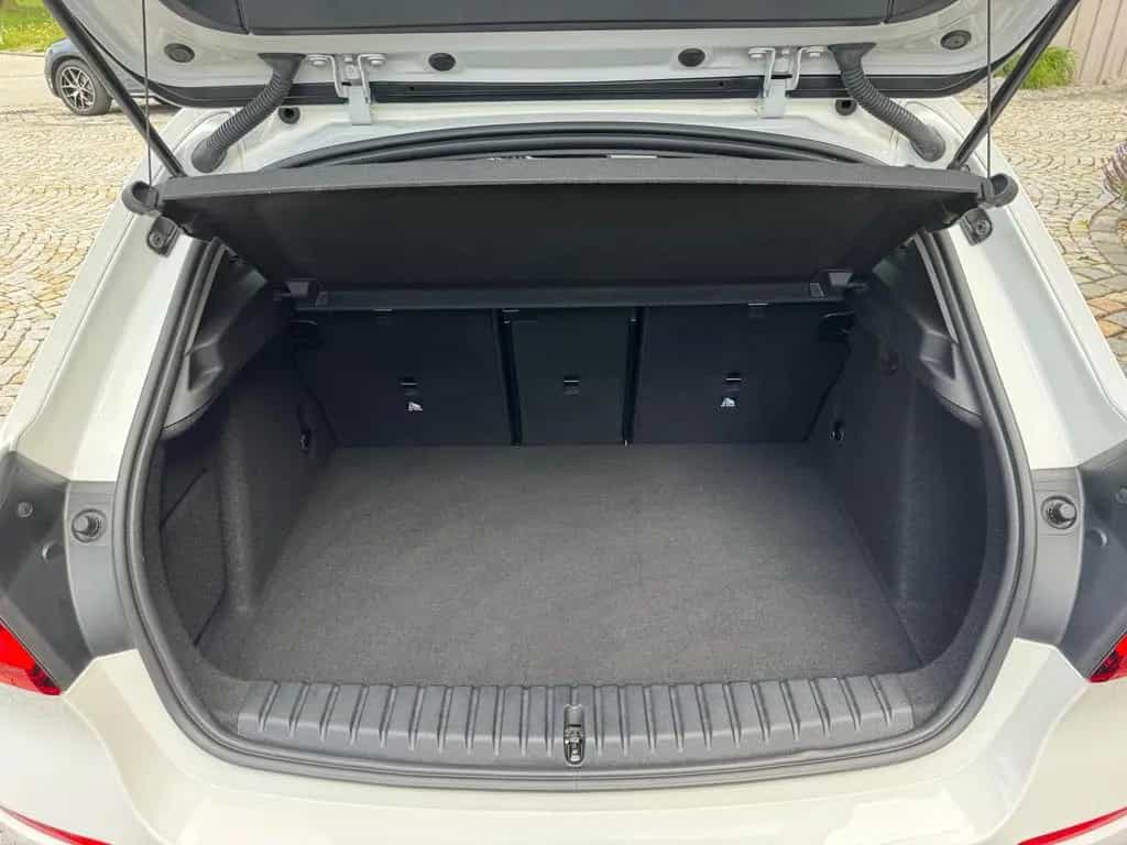BMW 120 d Sport Line|Panorama|HUD|LED|DAB|HiFi|18" 09/2020-photo-17