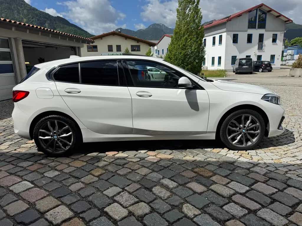BMW 120 d Sport Line|Panorama|HUD|LED|DAB|HiFi|18" 09/2020-photo-5
