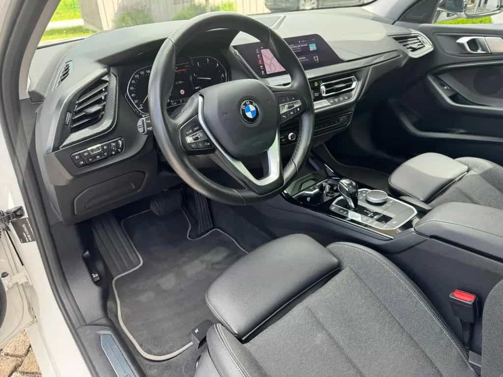BMW 120 d Sport Line|Panorama|HUD|LED|DAB|HiFi|18" 09/2020-photo-8