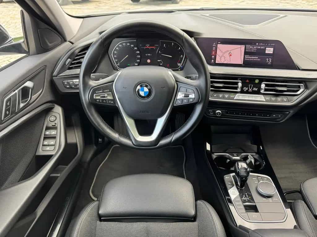 BMW 120 d Sport Line|Panorama|HUD|LED|DAB|HiFi|18" 09/2020-photo-9