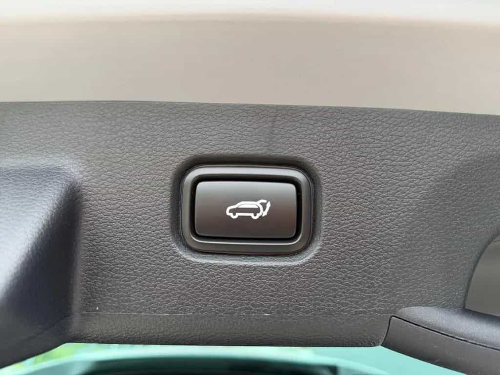 Kia Sportage 1.6T 2WD DCT Black Edition DriveWise Rü 06/2026-photo-12
